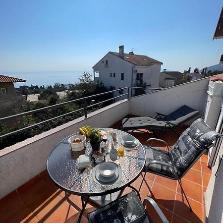 Apartment Lady Daniela Mit Meerblick In Lovran Zewnętrze zdjęcie